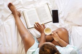 read-before-bed-GettyImages-1365893273